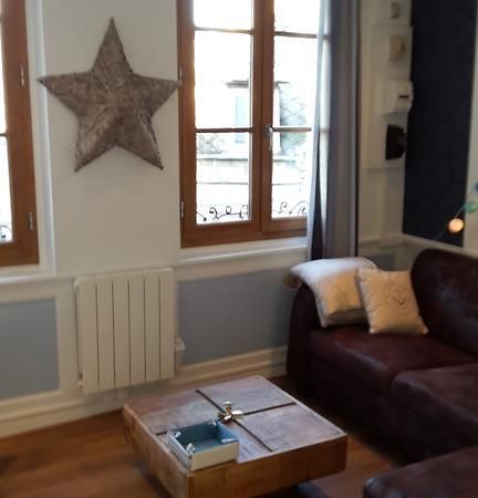Le Saint Leonard...Il Est Bleu Apartment Honfleur Bagian luar foto